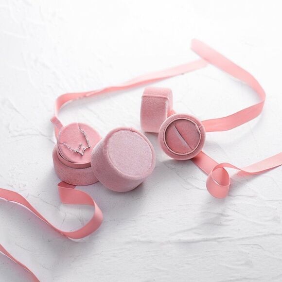 NEW! Pink Crushed Velvet Round Ribbon Jewelry Holder Gift Box - Picture 4 of 11